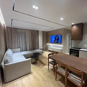 Lux , Tirana Albania